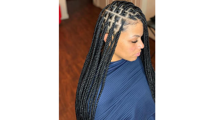 Knotless Box Braids – What This Trend Is All About